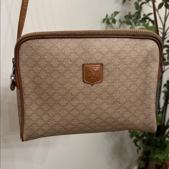 Celine Paris Vintage 90s Monogram Leather Shoulder Bag • Good Condition - Picture 1 of 7